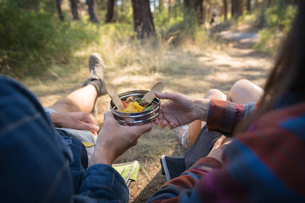 The Benefits of Being Outdoors & Eating Outside